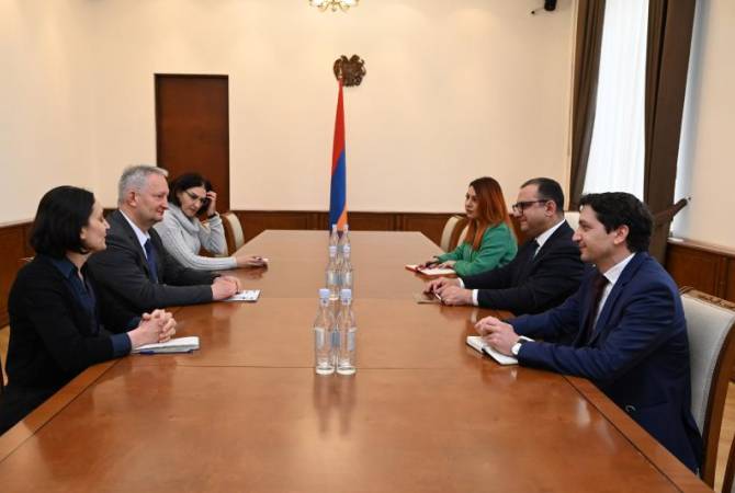 Minister of Finance of Armenia receives German Ambassador