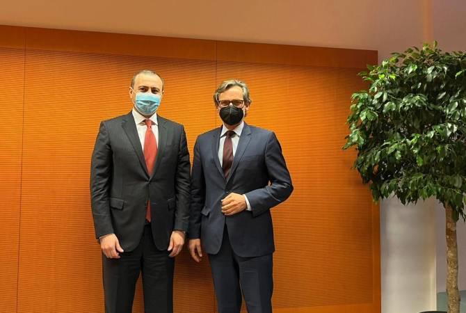 Armen Grigoryan bertemu dengan Penasihat Kanselir Jerman untuk Keamanan dan Kebijakan Luar Negeri 