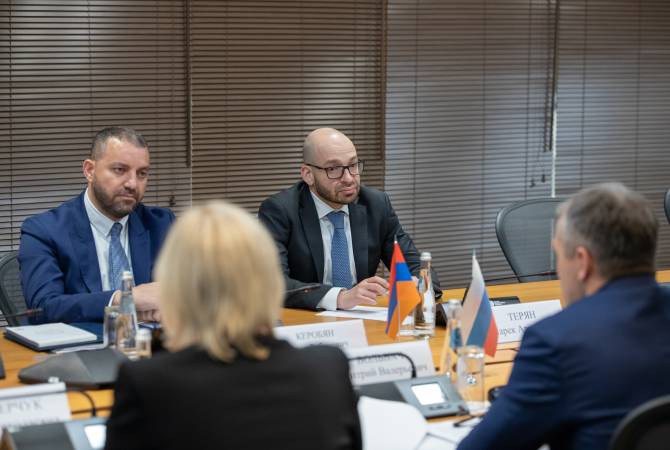 Россия и Армения договорились создать совместный портфель инвестиционных проектов

