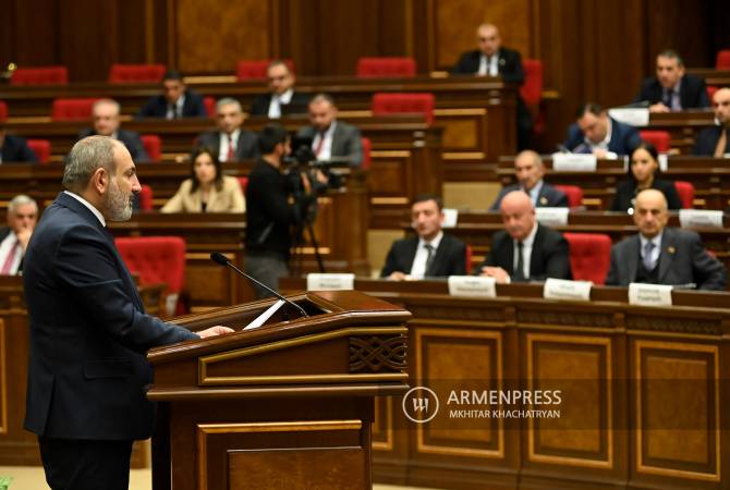 “Perplexing” – Pashinyan on Armenian lawmakers getting barred from entering Artsakh 
