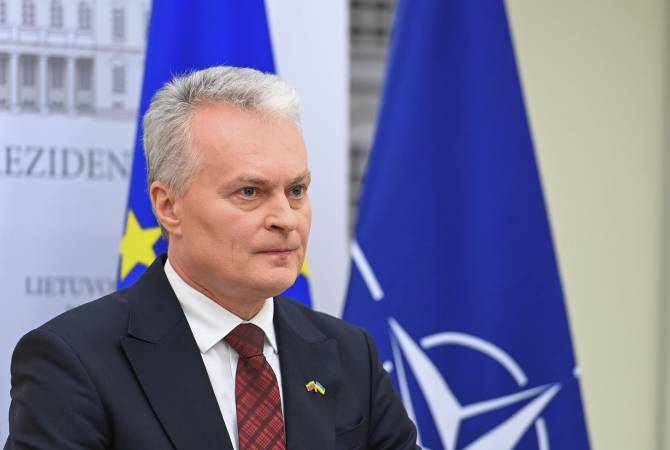 Президент Литвы призвал Швецию и Финляндию не терять времени в вопросе  
вступления в НАТО 
