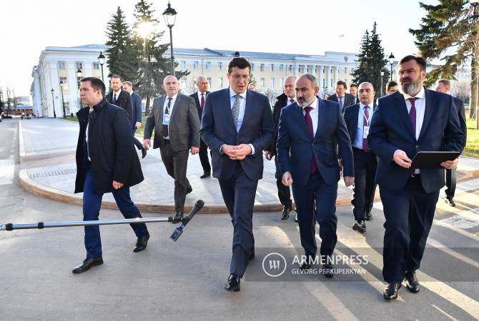 PM Pashinyan tours the Nizhny Novgorod Kremlin
