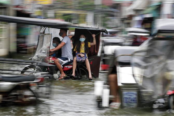 Число жертв тропического шторма на Филиппинах выросло до 224 человек


