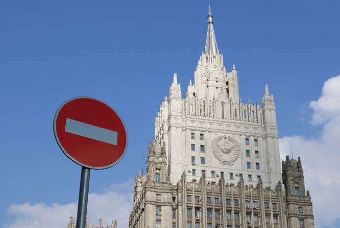 Россия ввела санкции в отношении 61 гражданина Канады

