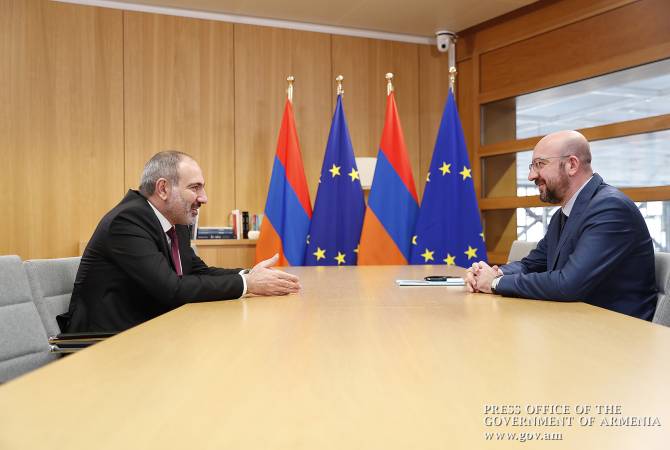 Le Premier ministre Pashinyan s'est entretenu au téléphone avec Charles Michel 

