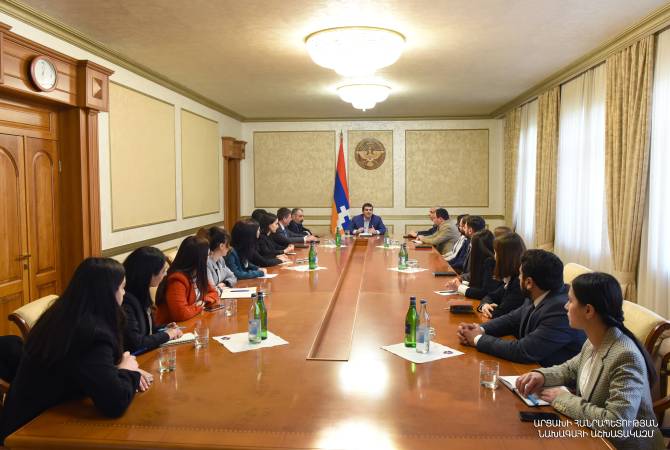 Artsakh’s Presient meets with a group of students of the Diplomatic School of the Ministry of 
Foreign Affairs of Armenia