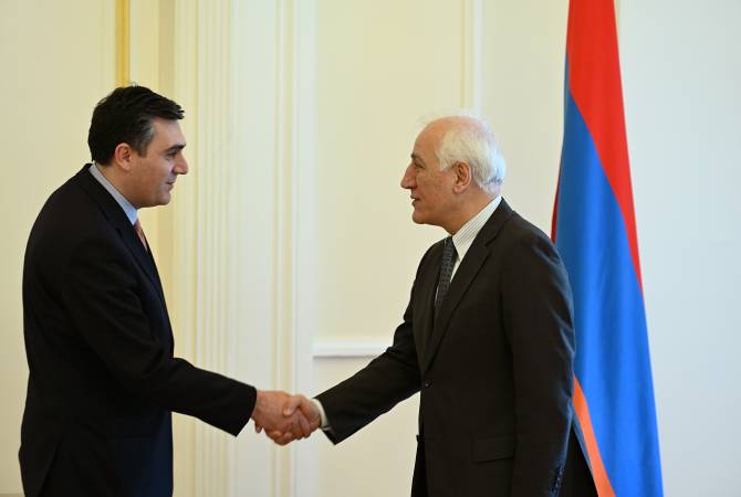  Президент Армении и министр ИД Грузии отметили важность стабильности и мира для 
развития региона  