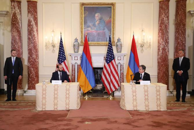 Мирзоян и Блинкен обсудили вопрос начала переговоров между Арменией и 
Азербайджаном по мирному договору

