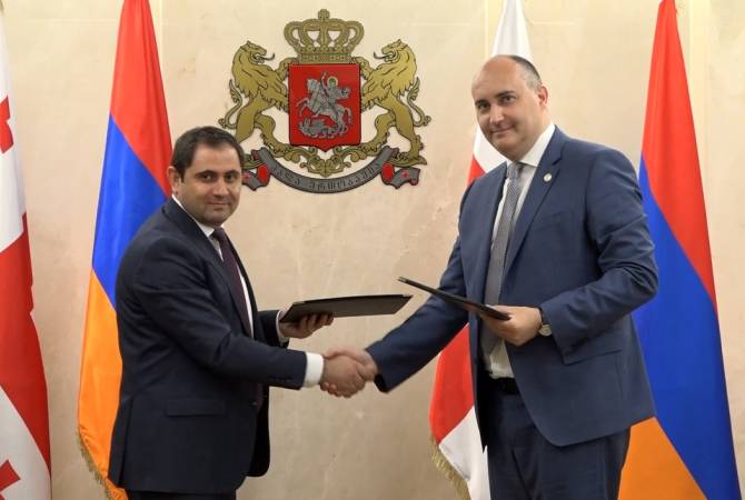Armenian and Georgian Defense Ministers sign military cooperation program