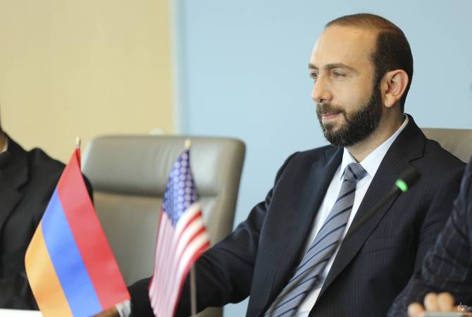 Ararat Mirzoyan participe à une discussion au groupe de réflexion du Conseil atlantique en 
qualité d'orateur principal