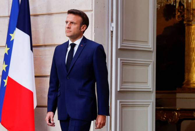 Переизбранный на второй срок Макронпообещал сделать Франциюболее независимой