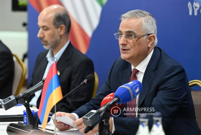 Армения прилагает усилия, чтобы стать для Ирана воротами на рынок ЕАЭС: вице-
премьер

