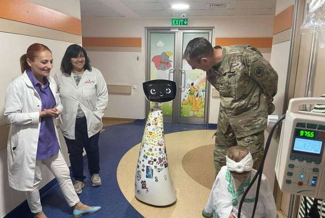 Центр детской онкологии и болезней крови получил дар от посольства США - 5 устройств 
виртуальной реальности

