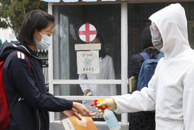 В КНДР за сутки выявили еще 134 тыс. человек с симптомами лихорадки
