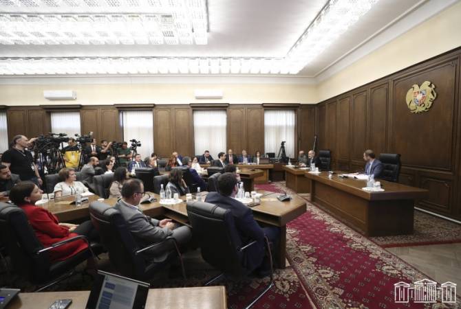 PM Pashinyan calls current economic situation optimistic