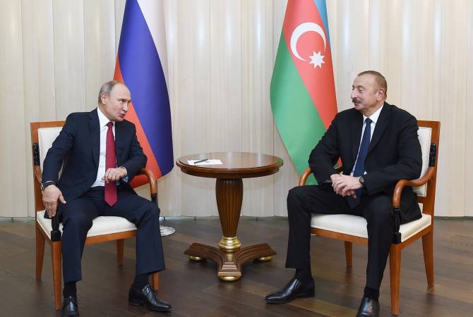 Владимир Путин провел телефонный разговор с Ильхамом Алиевым

