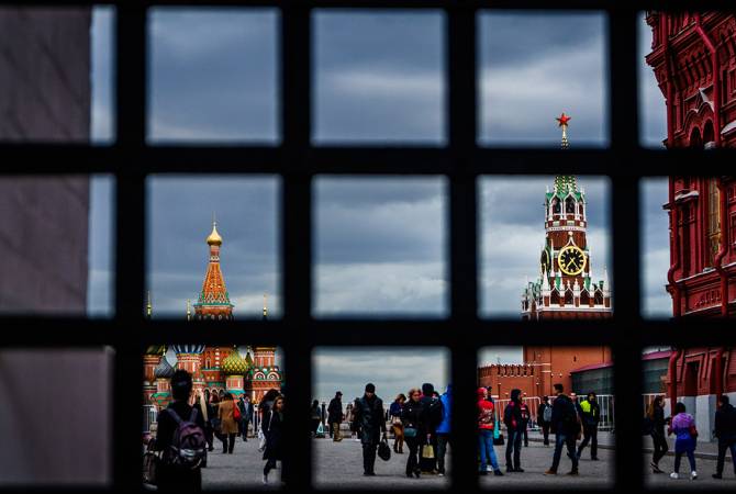 Bloomberg: Запад устал от санкций против РФ и вынужден отступать от новых 
ограничений
