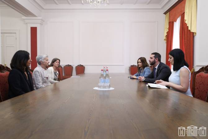Armenian Vice Speaker of Parliament receives delegation led by President of Venice Commission
