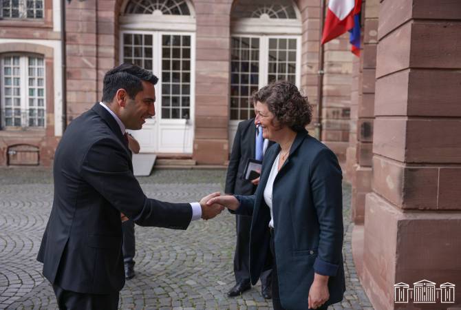 El presidente de la Asamblea Nacional y la alcaldesa de Estrasburgo analizaron temas de interés 
armenio