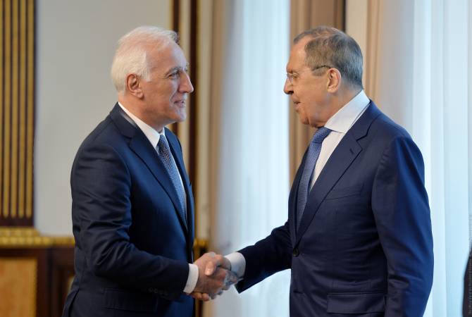Разблокировка важна для развития наших торгово-экономических отношений: глава МИД 
РФ на встрече с президентом Армении

