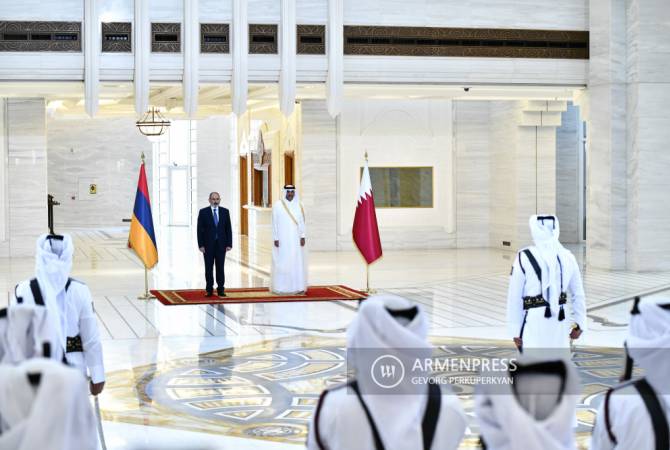 Armenian PM meets with Emir and Prime Minister of Qatar in Doha  