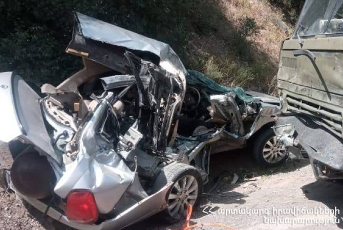 Авария на трассе Ереван-Мегри: есть жертва
 