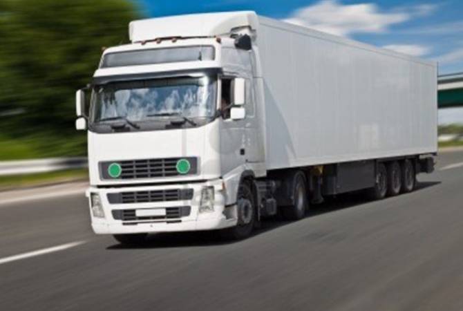 Власти Грузии на 75% увеличили стоимость транзита грузовых автомобилей