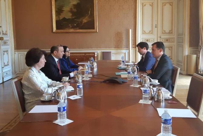 Le secrétaire du Conseil de sécurité arménien a rencontré le coprésident français du groupe de 
Minsk de l'OSCE