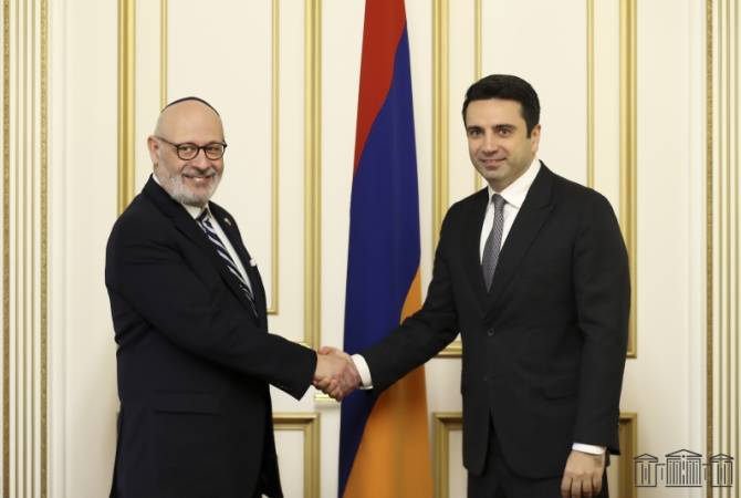 Armenian Speaker of Parliament receives Ambassador of Israel