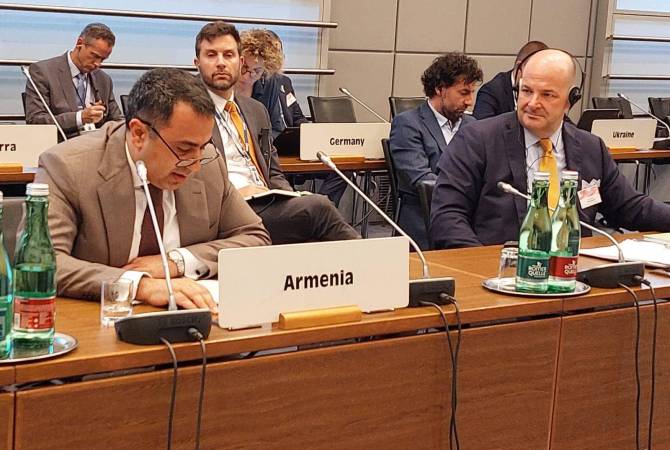 El vicecanciller de Armenia destacó en la conferencia de la OSCE el derecho del pueblo de 
Artsaj de decidir su futuro