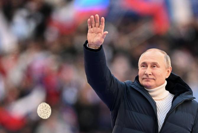 Работу Путина одобряют 78 процентов россиян, показал опрос

