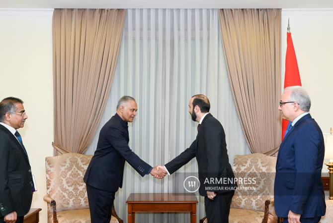 Հնդկաստանի հետ հարաբերությունների զարգացումը Հայաստանի արտաքին 
քաղաքականության առաջնահերթություններից է. Արարատ Միրզոյանն ընդունել է 
Սանջայ Վերմային

