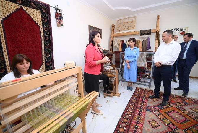 Супруга премьер-министра Армении в Горисе посетила фонд "Женский ресурсный центр"