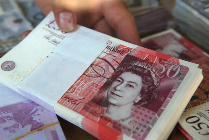 Британский фунт и индексы Лондонской биржи растут после сообщений об отставке 
Джонсона
