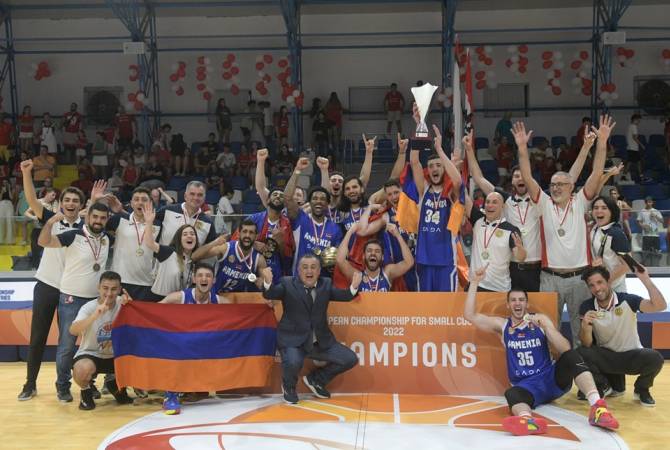 ‘You made every Armenian proud’ – SADA chief congratulates basketball team on winning Small 
Countries Championship