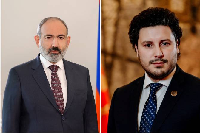 Armenia’s Pashinyan congratulates Montenegro’s PM on Statehood Day