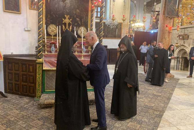 Джо Байден посетил армянскую церковь Рождественского собора в Вифлееме
