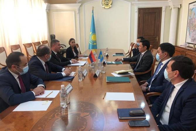 Des responsables arméniens et kazakhs discutent des possibilités d'importation de produits 
pétroliers du Kazakhstan  