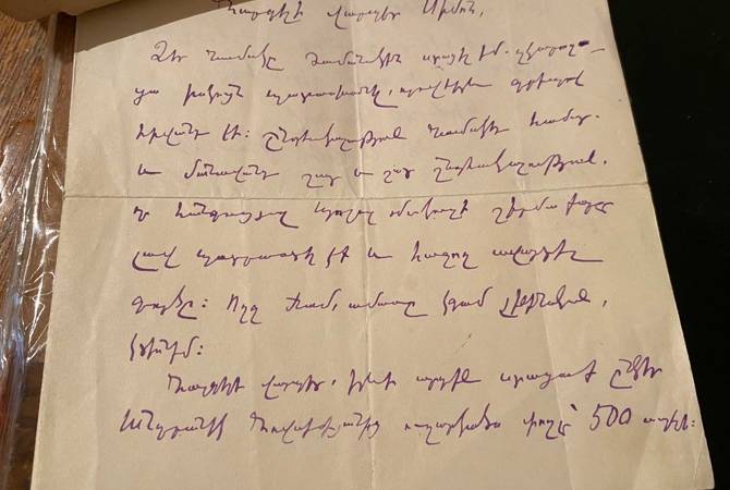 Նոր ցուցանմուշ Գյումրու Ավետիք Իսահակյանի տուն-թանգարանին. նրա նամակն է Պոլոզ Մուկուչի շիրմաքարը պատրաստող վարպետին