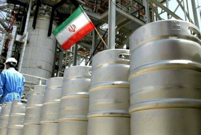 Иран построит новый исследовательский ядерный реактор в Исфахане
