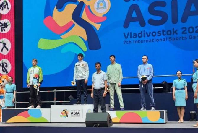 
Mher Ohanyan remporte la première médaille d'or de l'Arménie aux 7e Jeux sportifs 
internationaux des enfants d'Asie


 