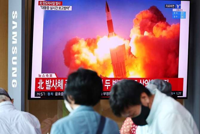 Ракеты КНР упали в исключительной экономической зоне Японии
