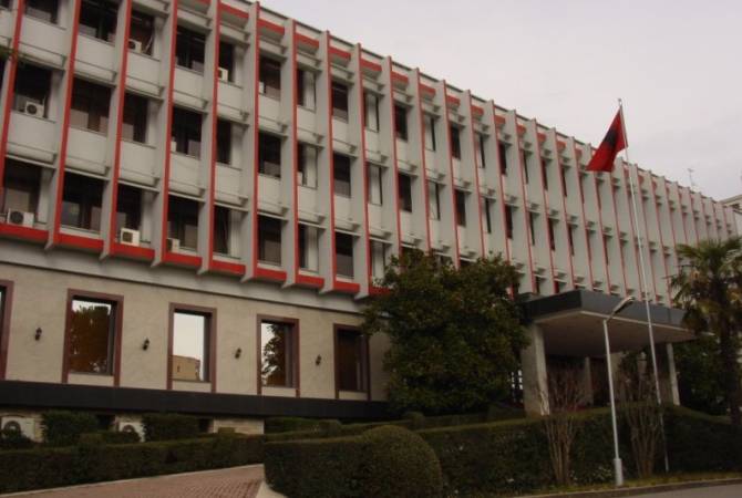 Министерство иностранных дел Албании выразило соболезнования в связи с взрывом в 
Ереване
