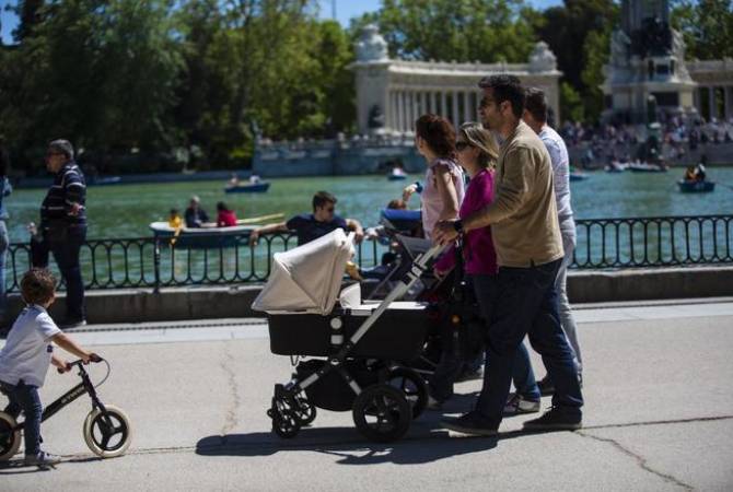    Рождаемость в Испании упала в первом полугодии 2022 года до рекордно низкого 
уровня
