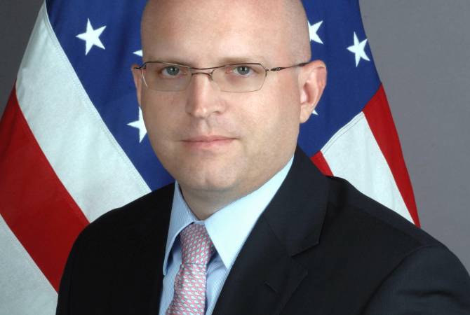 Philip T. Reeker desempeñará funciones de copresidente estadounidense del Grupo de Minsk de 
la OSCE