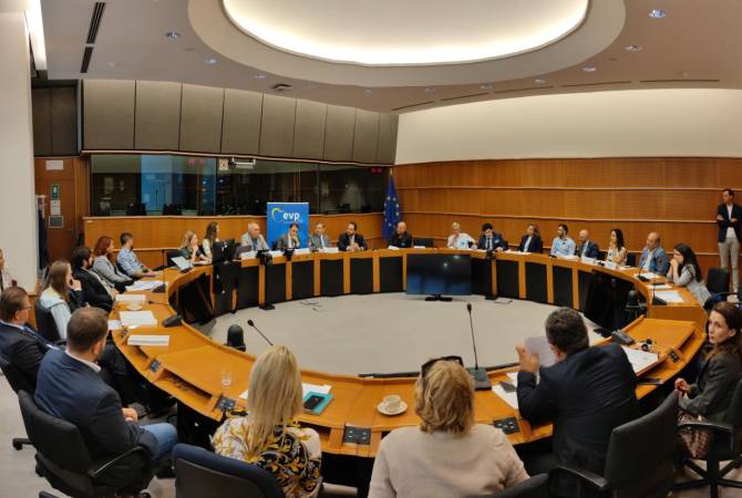 В Европарламенте состоялось обсуждение темы: «Война 2020 года и права 
человека в Арцахе»