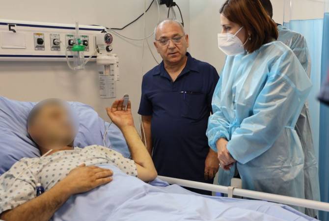 4 из 6 раненых вследствие азербайджанской агрессии гражданских лиц находятся в 
больницах

