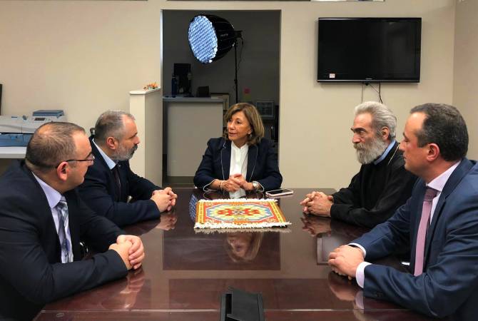 El ministro de Asuntos Exteriores de Artsaj se reunió con el Fondo Nacional “Armenia” de 
California