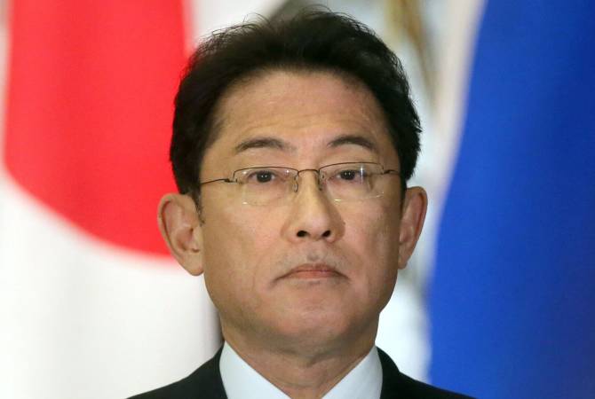 Премьер Японии заявил о намерении заключить мирный договор с Россией


