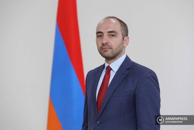 После встречи в Праге в переговорах с Азербайджаном нет никаких развитий: ответ МИД 
Армении на заявление Чавушоглу